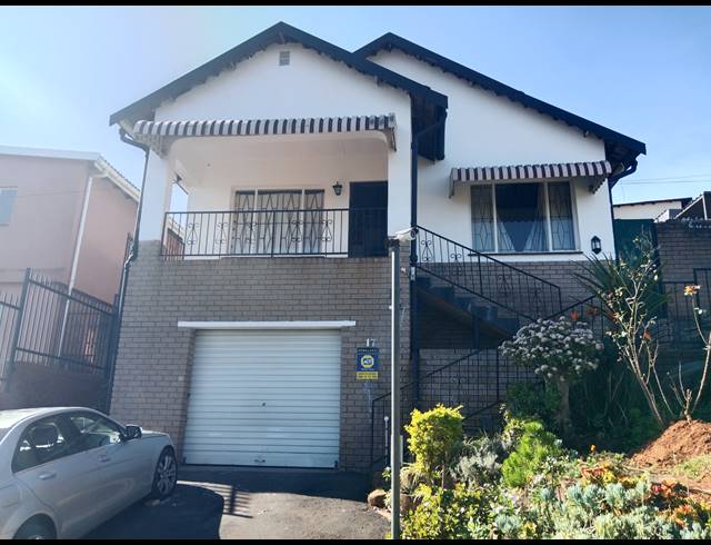 3 BEDROOM FREEHOLD FOR SALE IN RAISETHORPE
